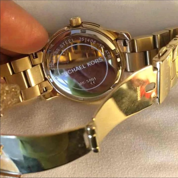 Michael Kor’s Watch - Picture 2 of 3